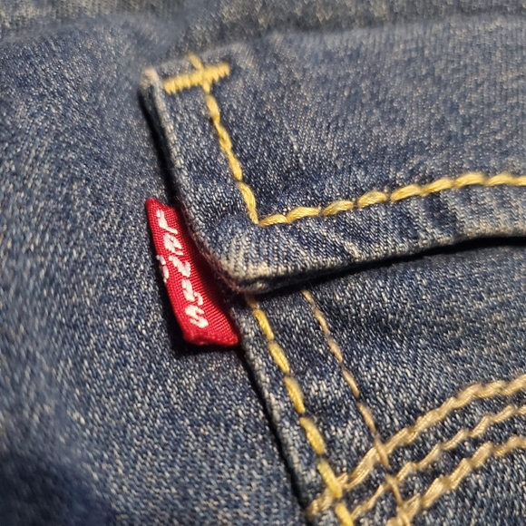 Levi's Womens Jean Capris - Picture 4 of 7